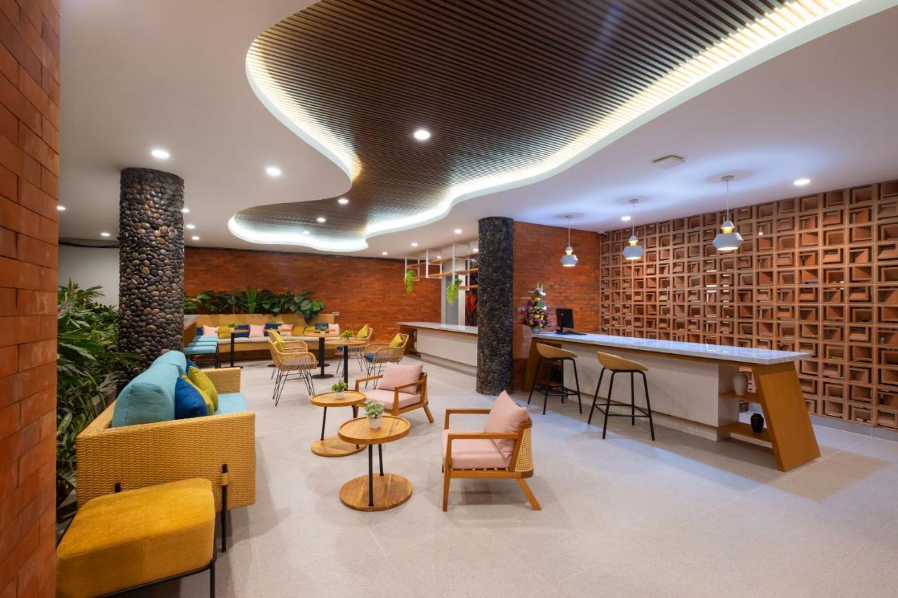 Aralea Coliving Hotel Denpasa Buitenkant foto